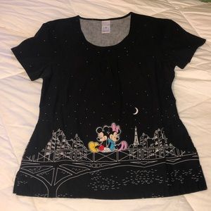 Disney Mickey & Minnie skyline scrub top. Medium